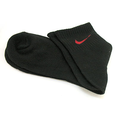 黑色品牌时尚男式外贸全棉运动袜子