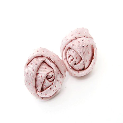 甜美浪漫玫瑰花朵闪彩布艺耳钉